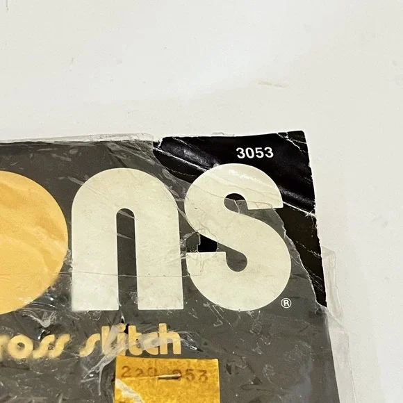 VTG Dimensions Believe In Your Dreams Stamped Cross Stitch 3053 Bears Cottage - Picture 5 of 5